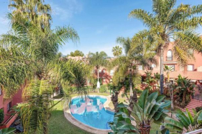 Alvarito Playa Marbella front beach apartment